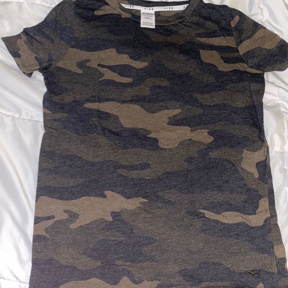 VS Pink Camo Tee
